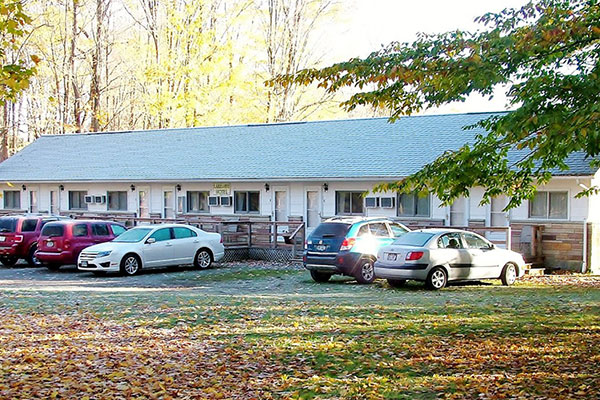 Lakeside Motel Upper Level